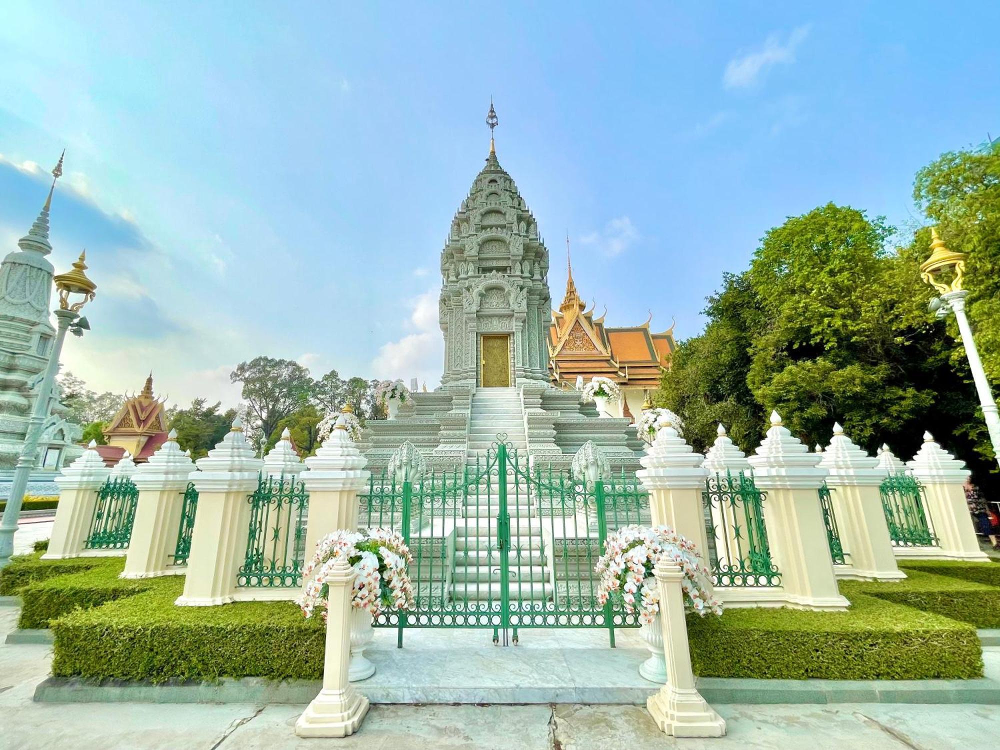 Sky Hotel Central Phnom Penh - Rooms & Apartments 外观 照片