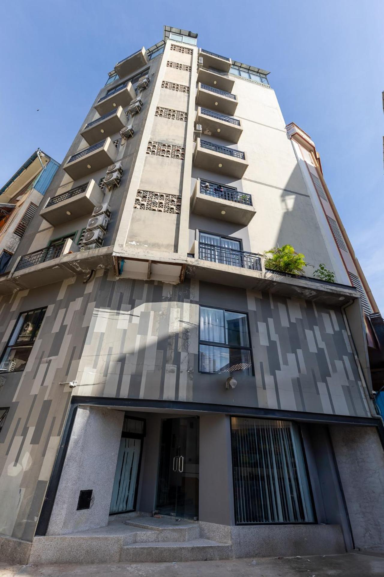 Sky Hotel Central Phnom Penh - Rooms & Apartments 外观 照片