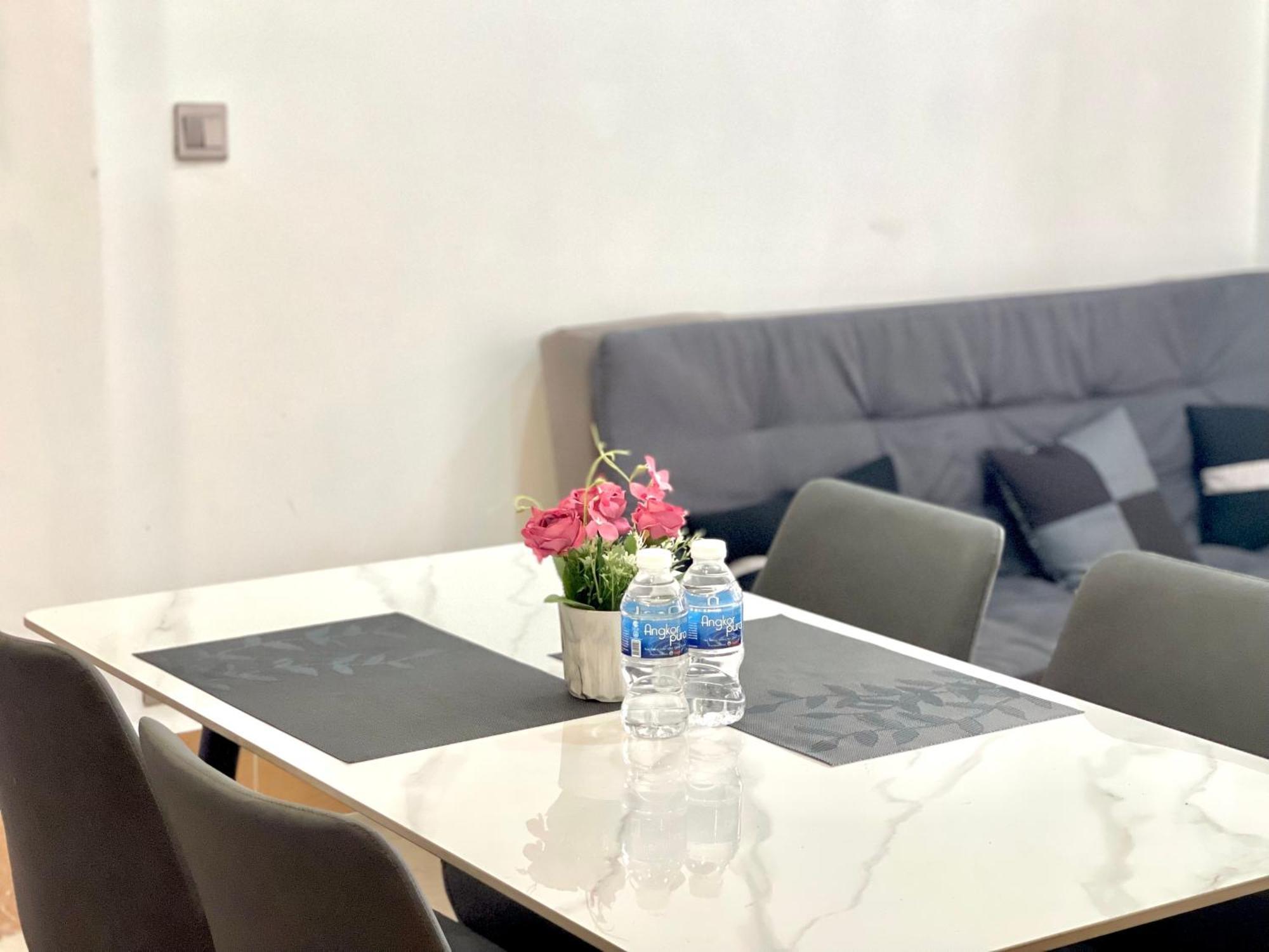 Sky Hotel Central Phnom Penh - Rooms & Apartments 外观 照片